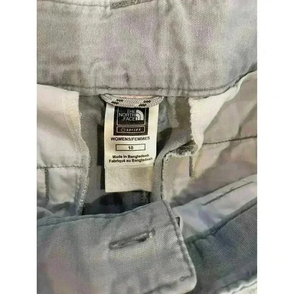 The North Face Chino Shorts Women's Size 10 Gray Longer Length Bermuda Style - Picture 3 of 6
